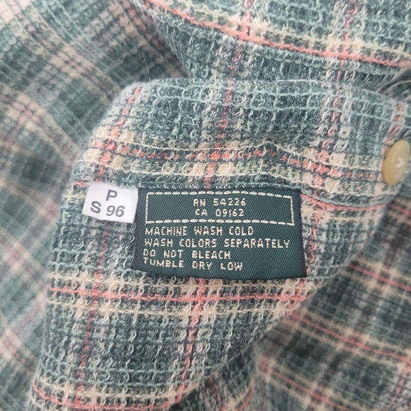 Royal Robbins green plaid short sleeve polo shirt size medium - Picture 7 of 8